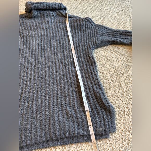 Abercrombie & Fitch Women's Gray Turtleneck Sweater Size Small Knit Cozy Comfy - Picture 10 of 10